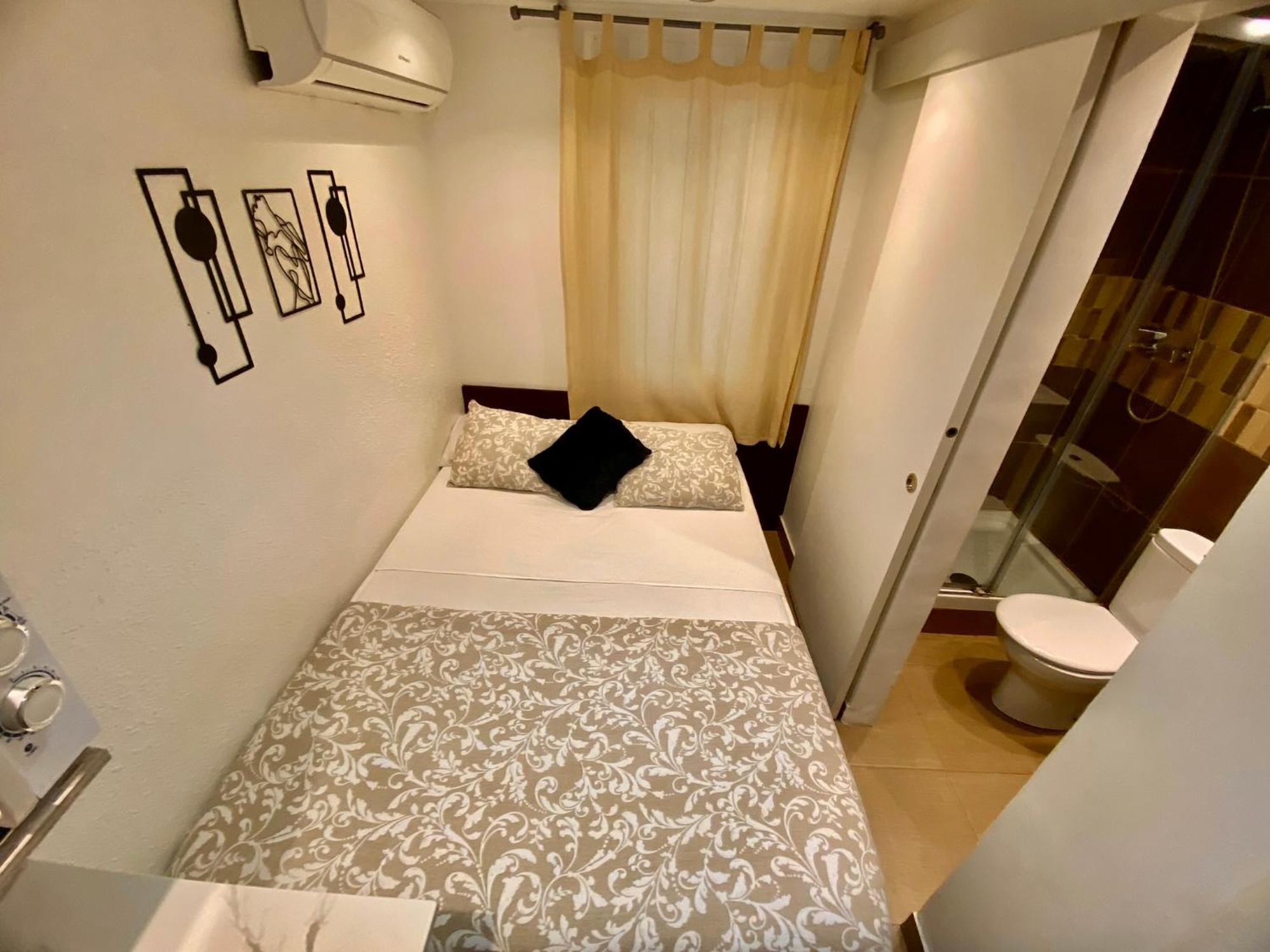 Suites Nuevas Con Bano Privado Frente Al Metro St Mwc Barcelona-Fira L'Hospitalet de Llobregat Ngoại thất bức ảnh