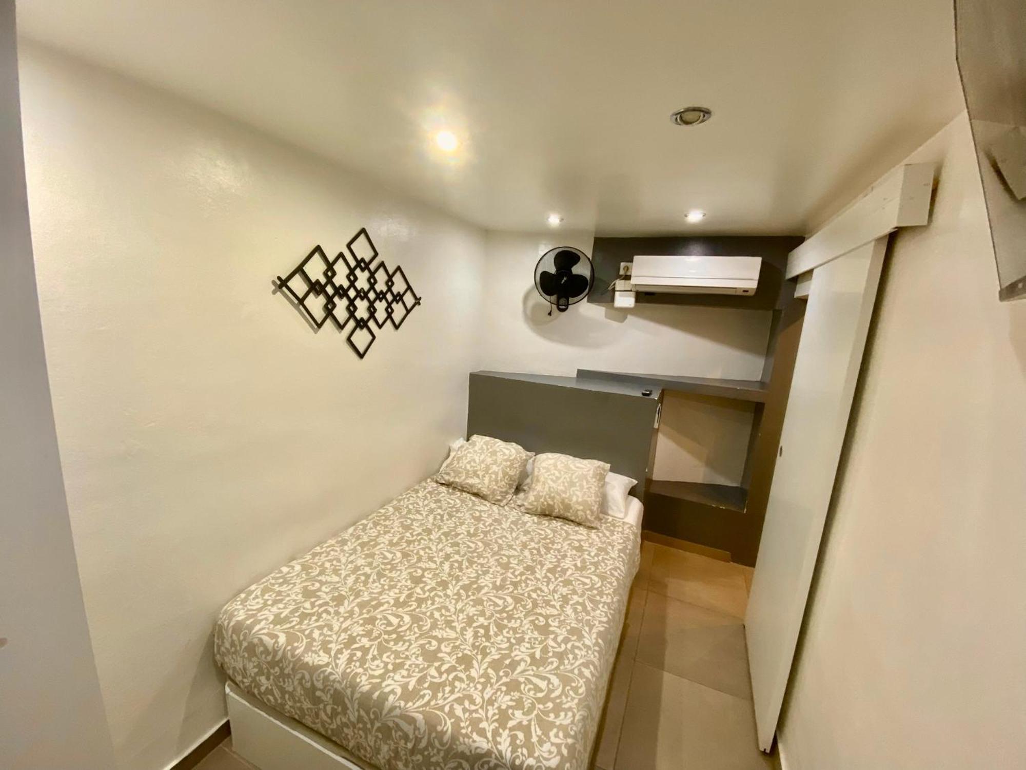 Suites Nuevas Con Bano Privado Frente Al Metro St Mwc Barcelona-Fira L'Hospitalet de Llobregat Ngoại thất bức ảnh