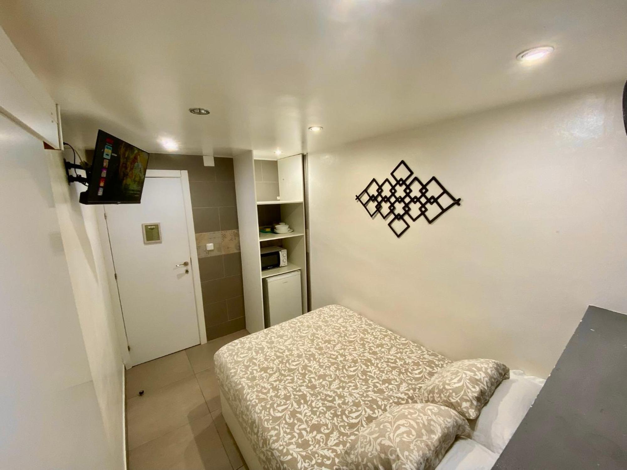 Suites Nuevas Con Bano Privado Frente Al Metro St Mwc Barcelona-Fira L'Hospitalet de Llobregat Ngoại thất bức ảnh