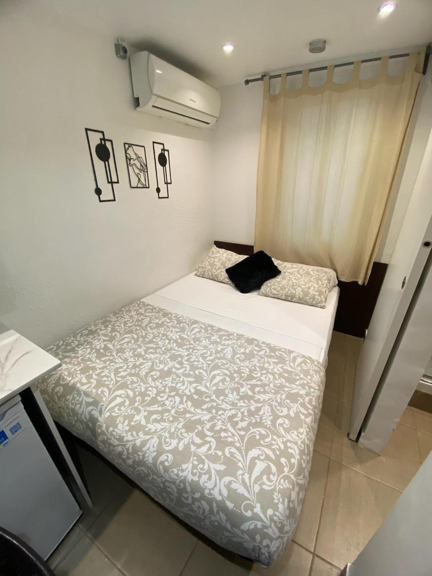 Suites Nuevas Con Bano Privado Frente Al Metro St Mwc Barcelona-Fira L'Hospitalet de Llobregat Ngoại thất bức ảnh